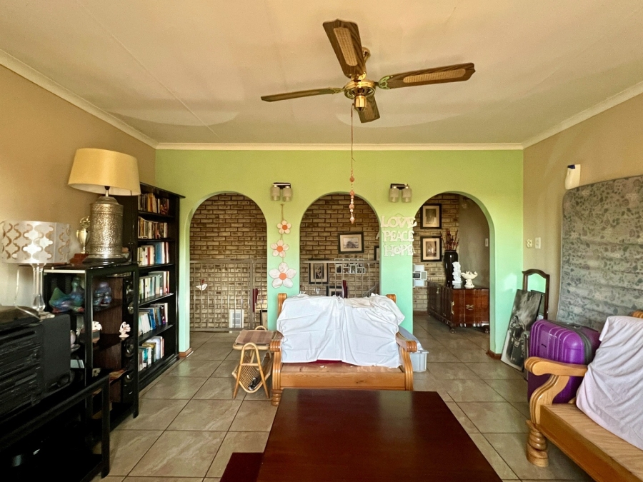 4 Bedroom Property for Sale in Wilgeboom A H North West